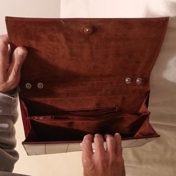 Eel Skin Burgundy Clutch Purse Suede Leather Lining and Snap-on Shoulder Strap - Picture 8 of 12